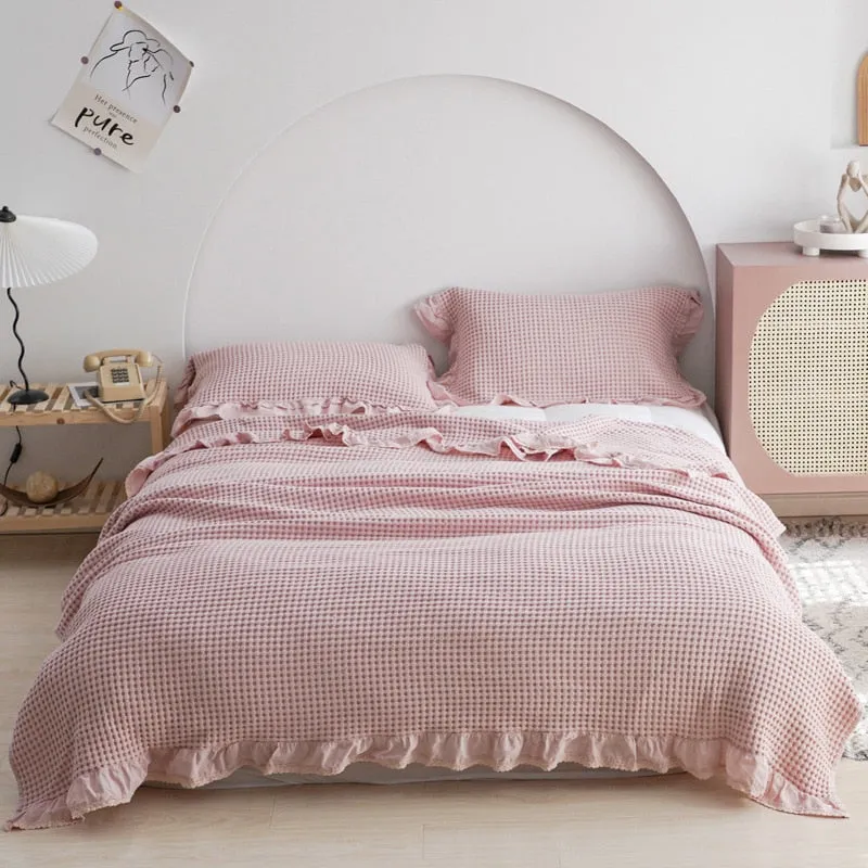 100% Cotton Waffle Plaid Lace Quilt for Kids and Aldult Room