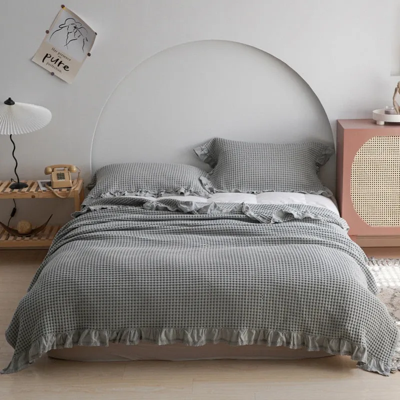100% Cotton Waffle Plaid Lace Quilt for Kids and Aldult Room