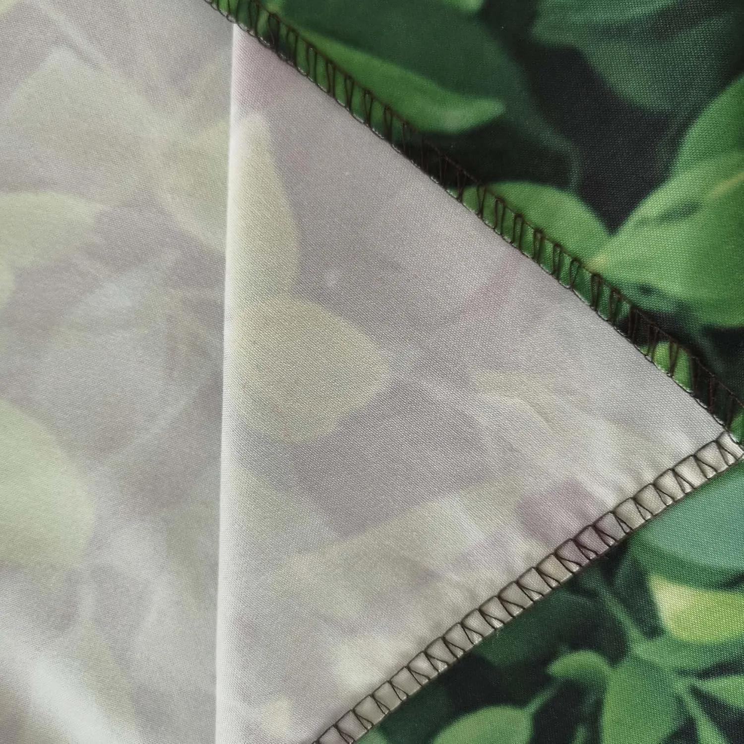 10x8ft Polyester Spring Greenery Leaves Grass Nature Photography Backdrop Green Grass Background for Birthday Wedding Safari Dinosaur Baby Shower Party Decorations Banner Portrait Photo Booth