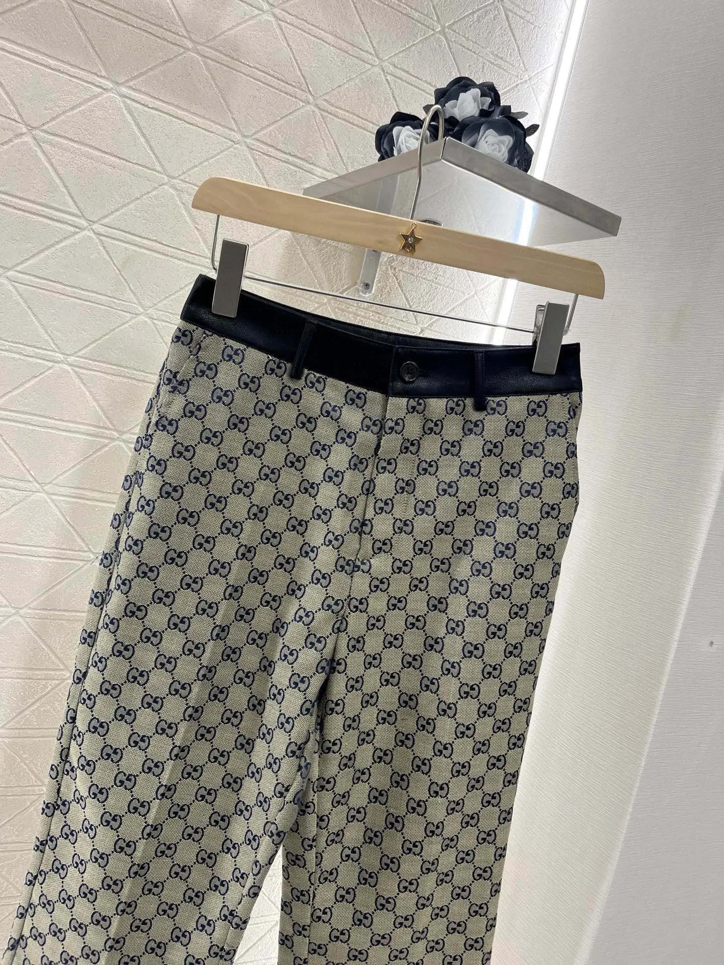 25SS New arrival jacquard patchwork leather trousers
