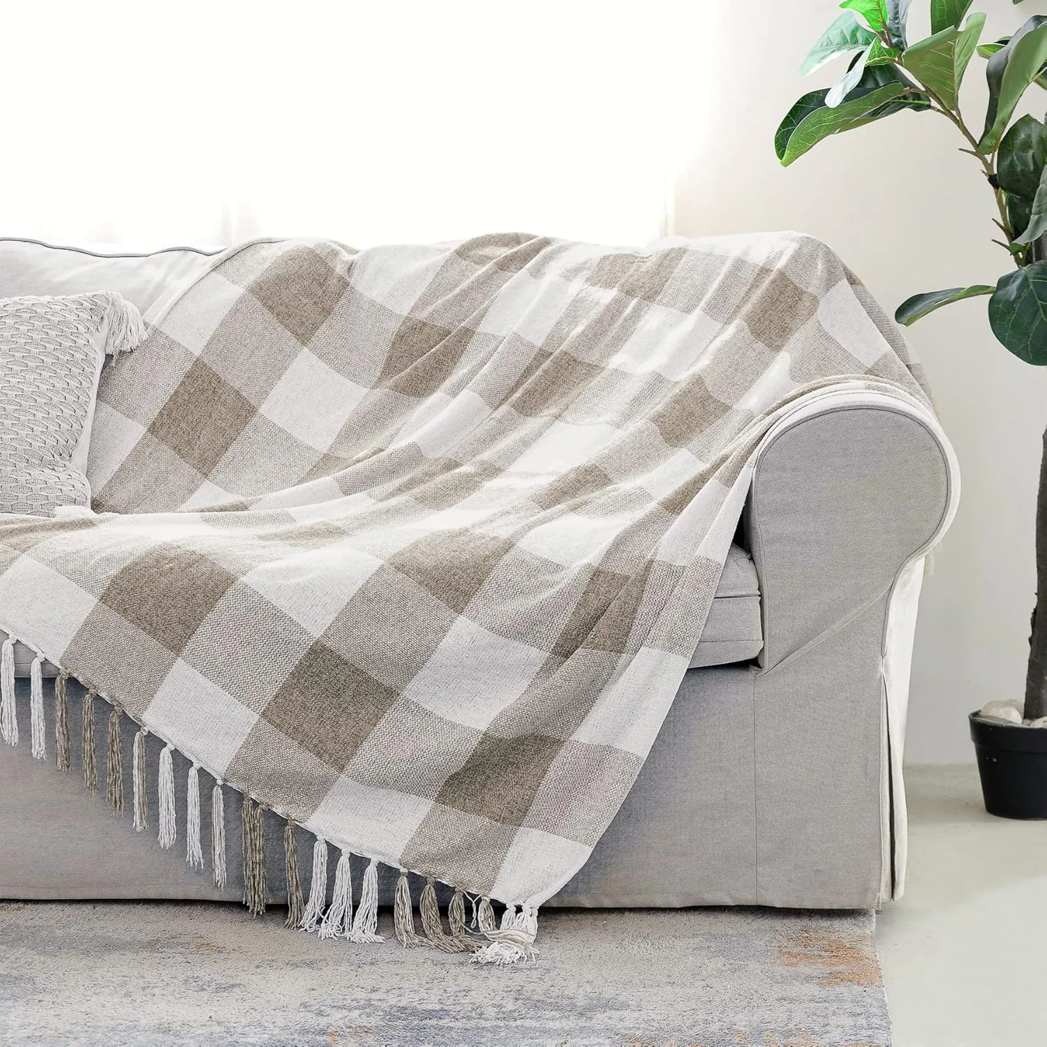 Beige White Buffalo Plaid Decor Blanket, Lightweight Soft Chenille Check Knitted Rustic Farmhouse Throw with Tassels for Couch Sofa Chair Bed Office Home, Tan and Ivory, Queen Size