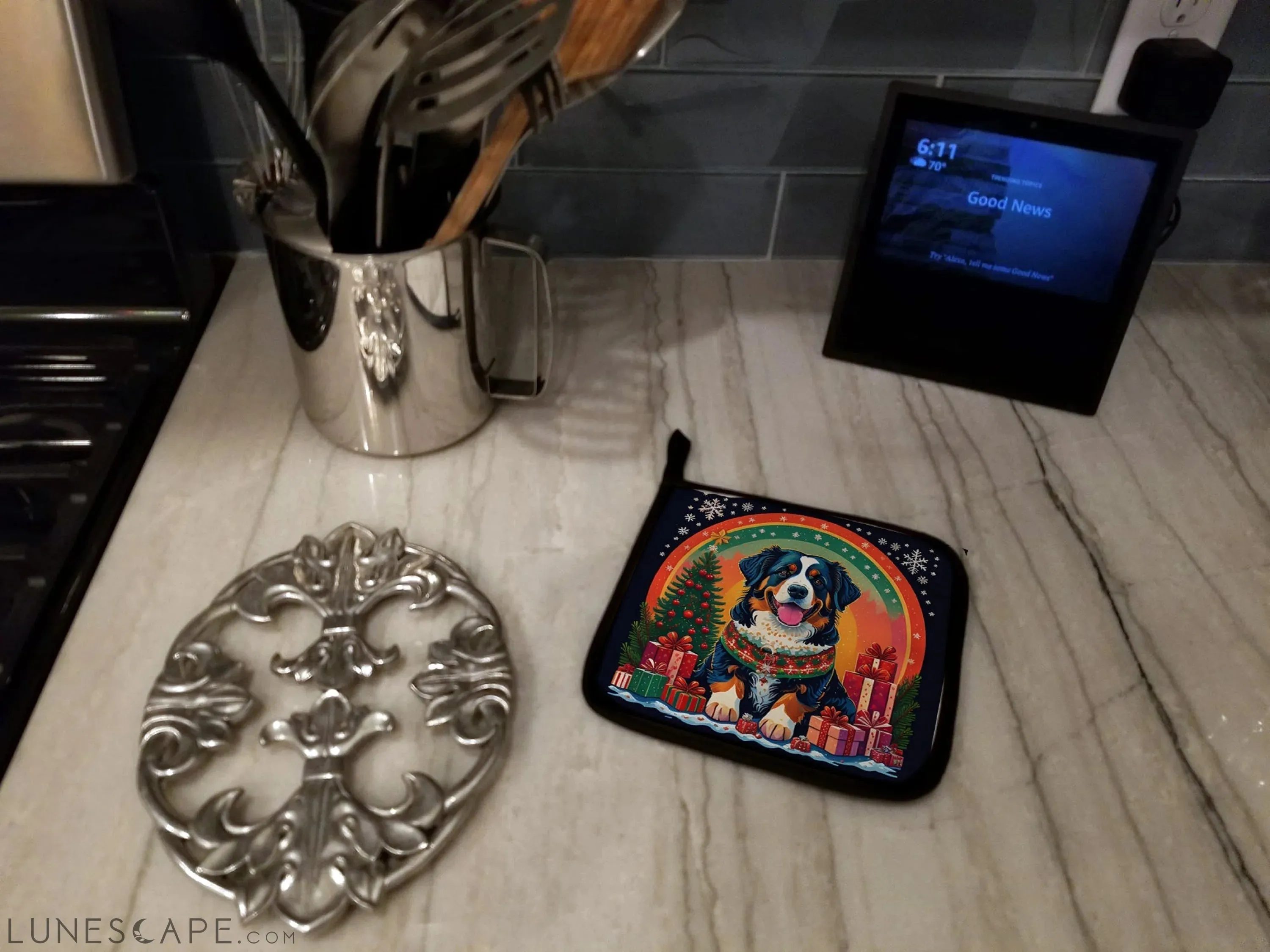 Bernese Mountain Dog Christmas Pair of Pot Holders