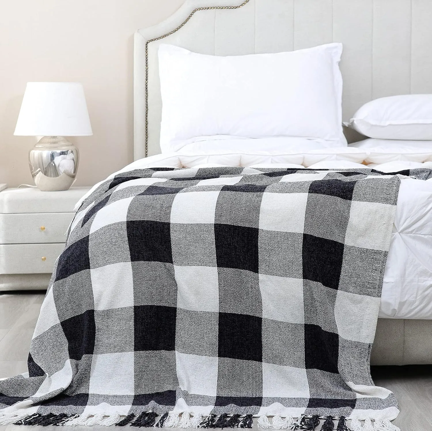 Black White Buffalo Plaid Decor Blanket, Lightweight Soft Chenille Check Knitted Rustic Farmhouse Throw with Tassels for Couch Sofa Chair Bed Office Home, Black and Ivory, 60" x 80"