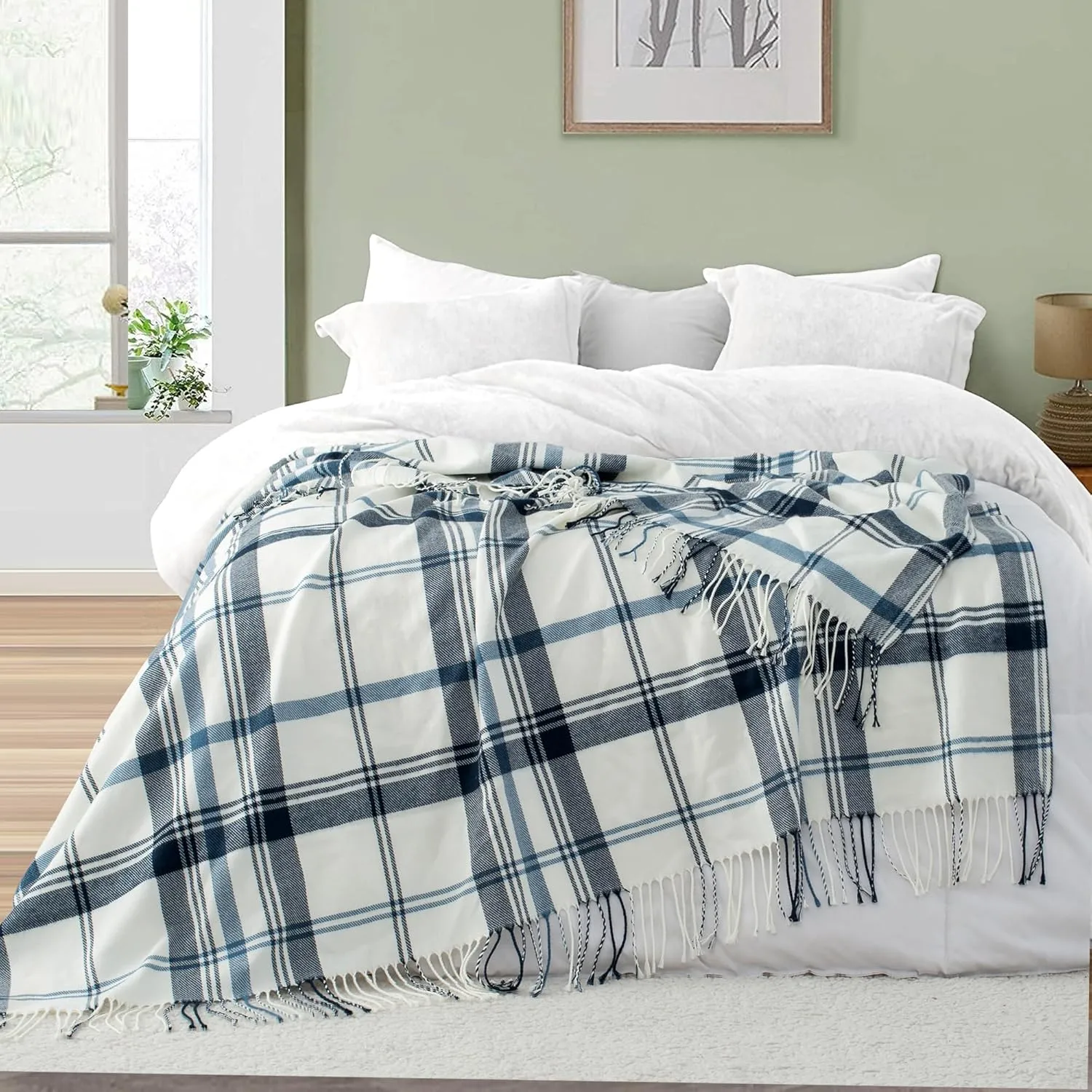 Blue and White Plaid Throw Blanket for Couch,60"X80" Super Soft Cozy Warm Home Decorative Throws with Tassels for Bed Sofa Picnic