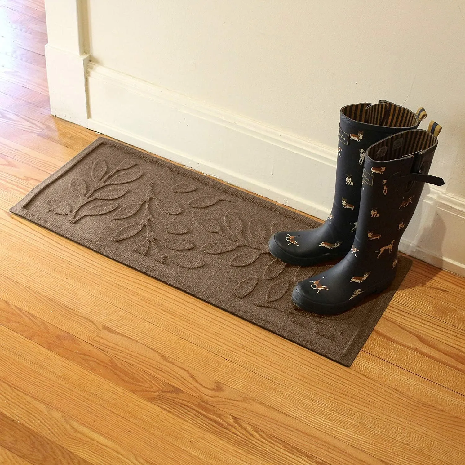 Bungalow Flooring Waterhog Indoor/Outdoor Boot Tray, 15 by 36 inches, Made in USA, Skid Resistant, Easy to Clean, Catches Water and Debris, Brittney Leaf Pattern, Camel