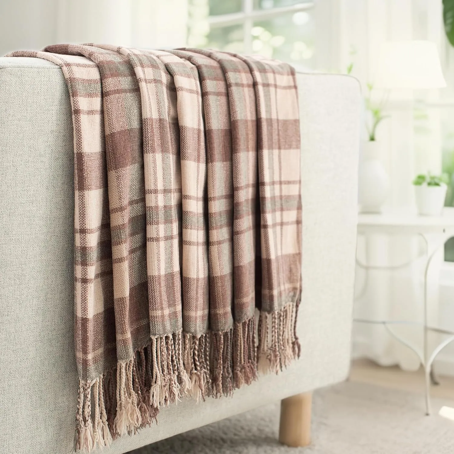Chenille Plaid Throw Blanket for Couch with Tassels,50"X60" Soft Lightweight Knitted Boho Decorative Blankets for Bed and Sofa,Coffee