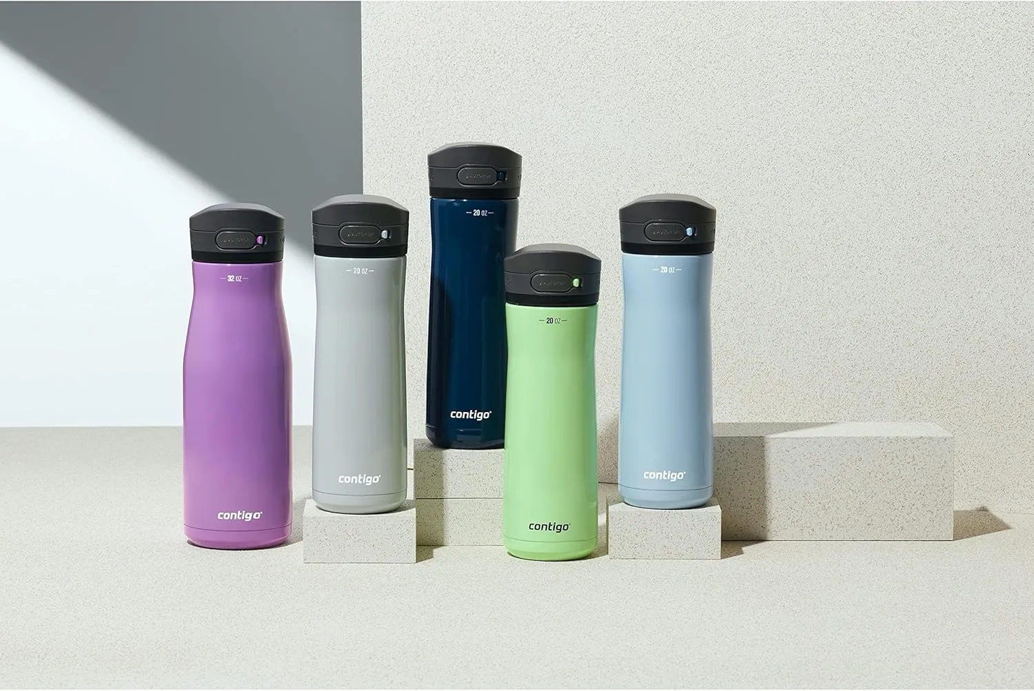 Contigo Jackson Chill 2.0, Vacuum-Insulated Stainless Steel Water Bottle with Secure Lid, Leak-Proof Travel Friendly, 20oz Capacity, Blueberry Color, Keeps Drinks Cold for 12 Hours