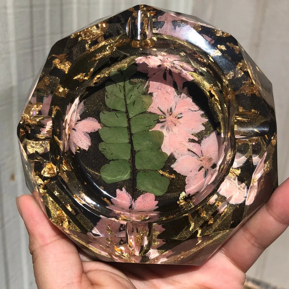 Dark Day Dreams ♡  Ashtray ♡