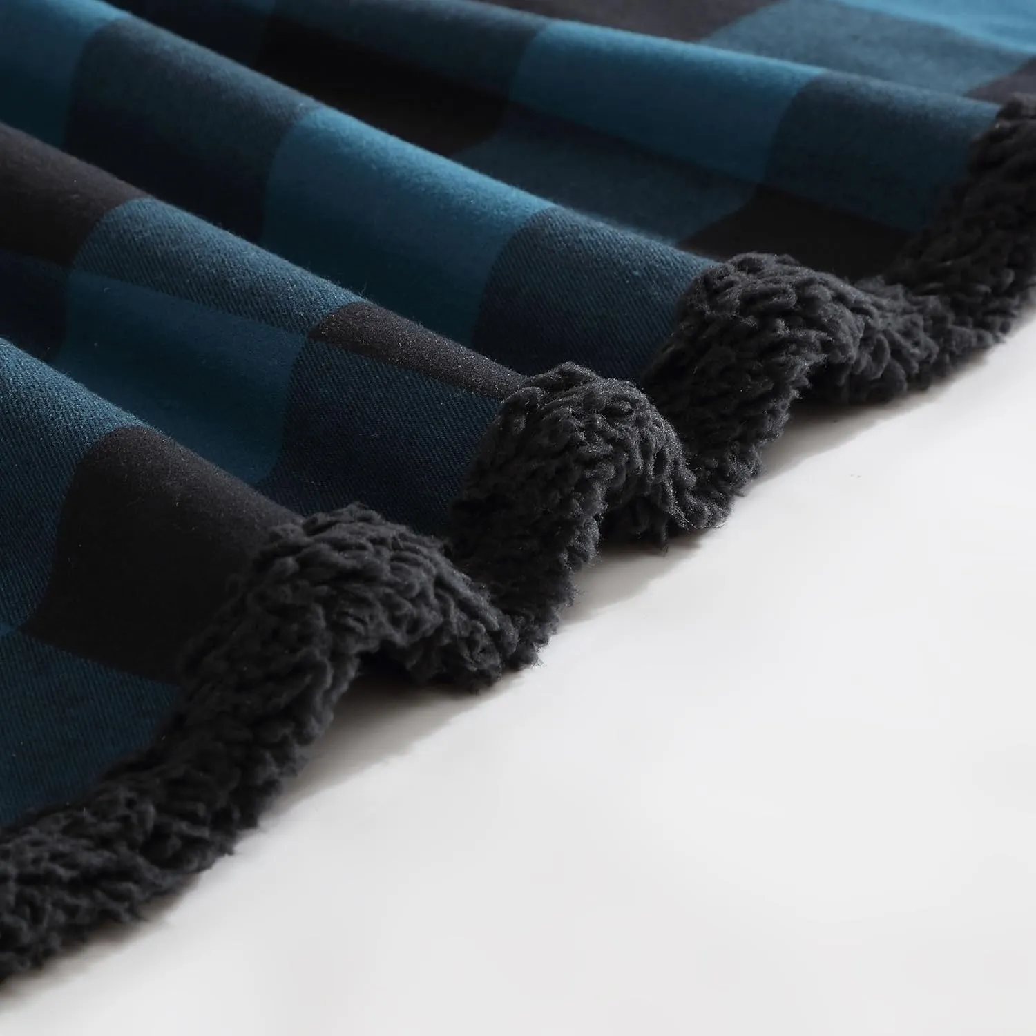 Eddie Bauer - Blanket, Super Soft Reversible Sherpa & Brushed Fleece Bedding, Throw Blankets for Couch, Ideal for Lounging (Cabin Plaid Blue)
