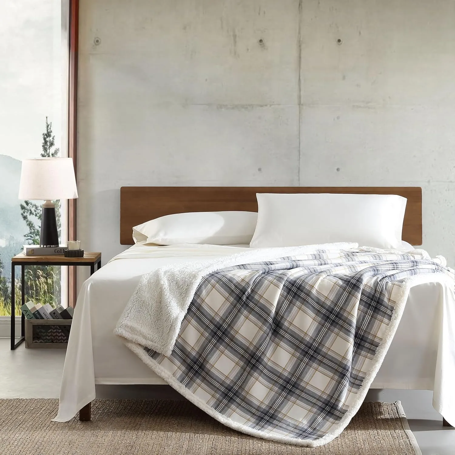 Eddie Bauer - Blanket, Super Soft Reversible Sherpa & Brushed Fleece Bedding, Throw Blankets for Couch, Ideal for Lounging (Edgewood Plaid Grey)
