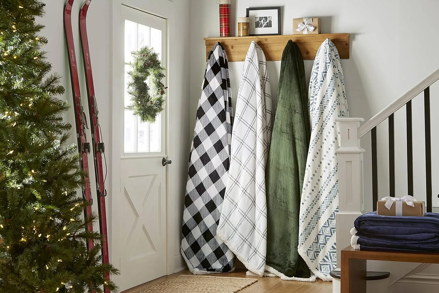 Eddie Bauer- Twin Blanket, Ultra Soft & Cozy Plush Home Décor, All Season Bedding (Bunkhouse Plaid White, Twin)
