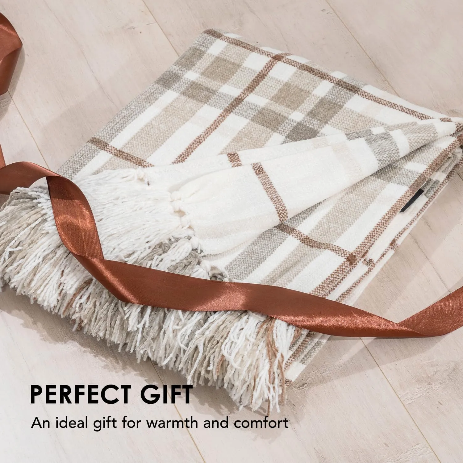 EVERGRACE Plaid Chenille Throw Blanket for Couch, Super Soft Cozy Decorative Farmhouse Plaid Throw with Tassels, Lightweight Chenille Knit Throw for Bed Sofa Gift Home Decor, Beige 50”x60”