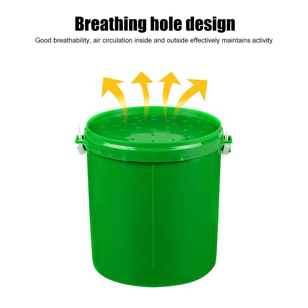 Fishing Bait Bucket Breathable Live Earthworm Box Plastic Fishing Bait Holder Portable Handle Storage Tool Fishing Gear