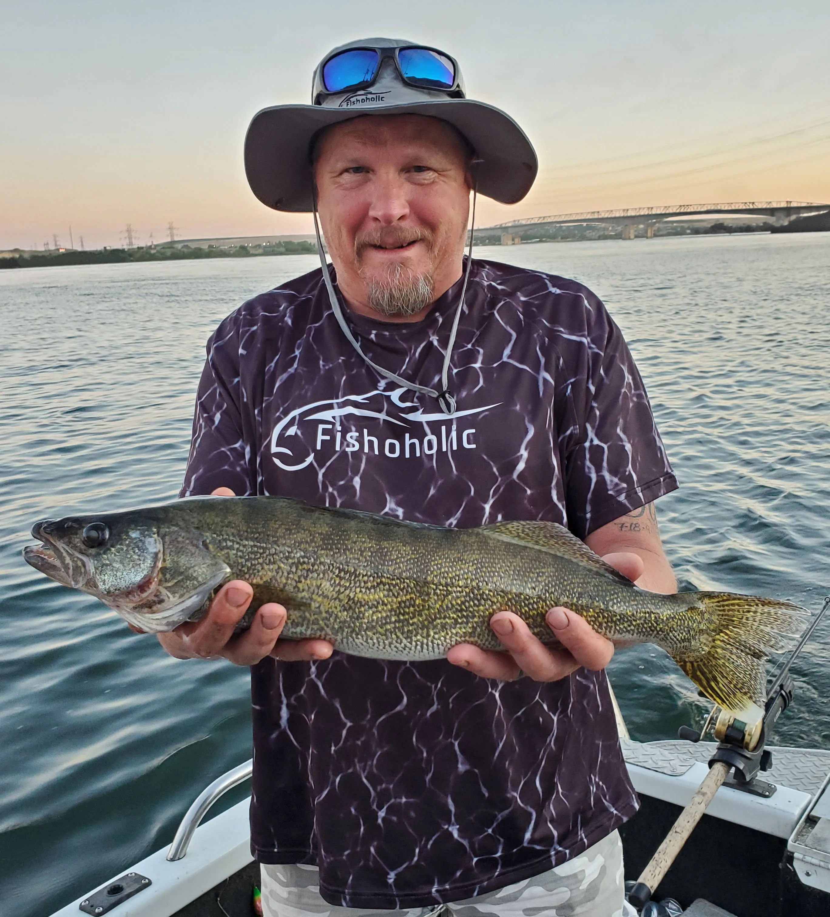 Fishoholic GRYho-l/xl Boonie Hat - Bucket Hat - UPF50  Sun Protection Wide Brim Fishing Hat - 2 Adj Straps