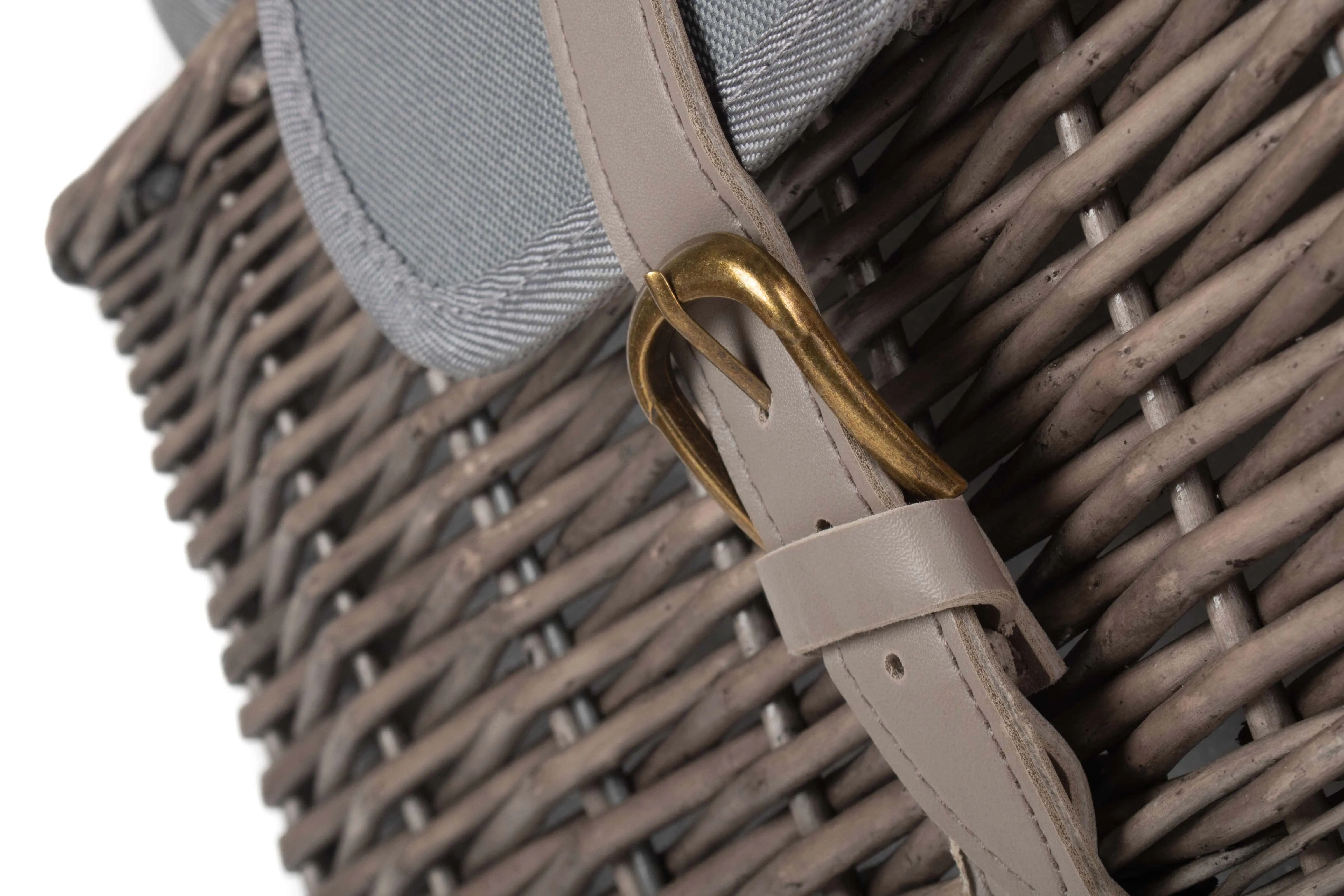 Grey Chiller Basket with Blanket