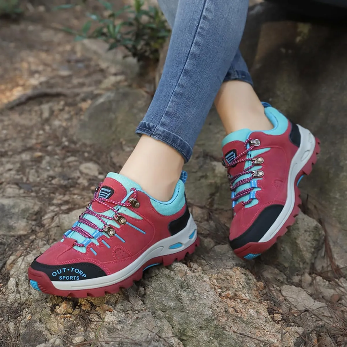 Hiking Shoes Mens Mountain Trekking Shoes Women Breathable Walking Shoes Climbing Shoes Sports Shoes Outdoor Hiking Boots