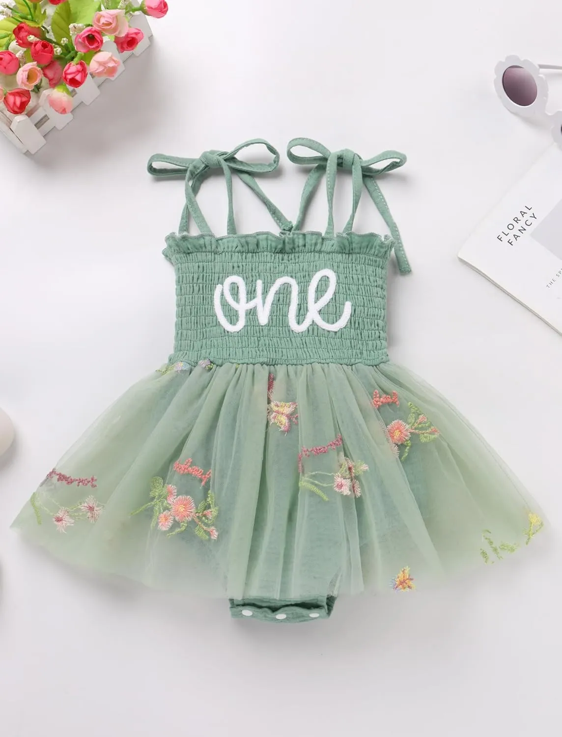 IBTOM CASTLE Baby Girl 1st Birthday Outfit Floral Strawberry Smocked Tutu Dress One Year Old Birthday Cake Smash Photoshoot