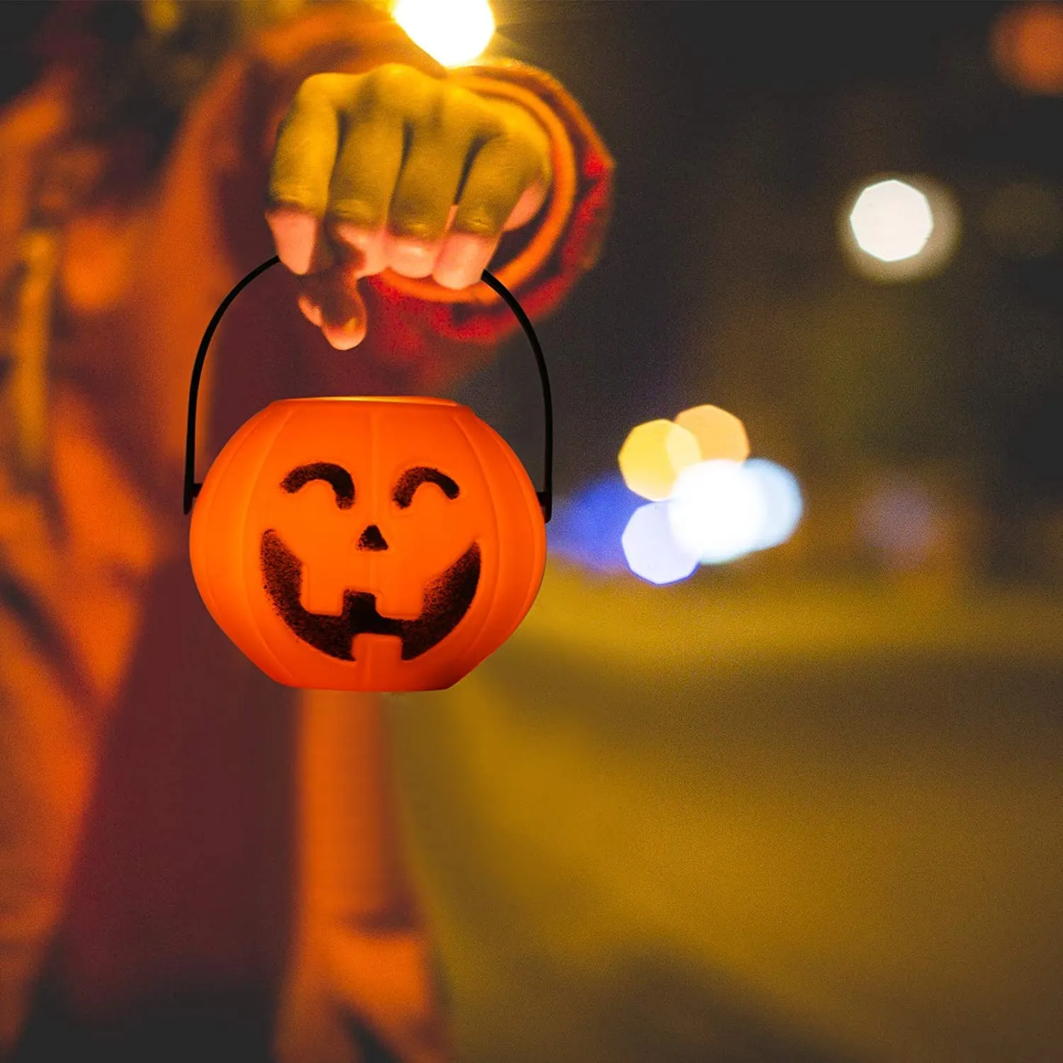 Jagmag® 6pcs Mini Halloween Pumpkin Candy Bucket Little Plastic Pumpkin Bucket Children Trick or Treat Bags for Party Favors Table Decoration Props
