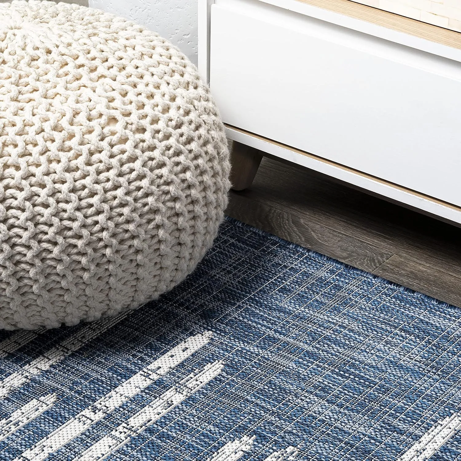 JONATHAN Y SMB124C-28 Zolak Berber Stripe Geometric Indoor Outdoor Runner Rug Bohemian Contemporary Easy Cleaning Bedroom Kitchen Backyard Patio Non Shedding, 2 X 8, Blue/Ivory