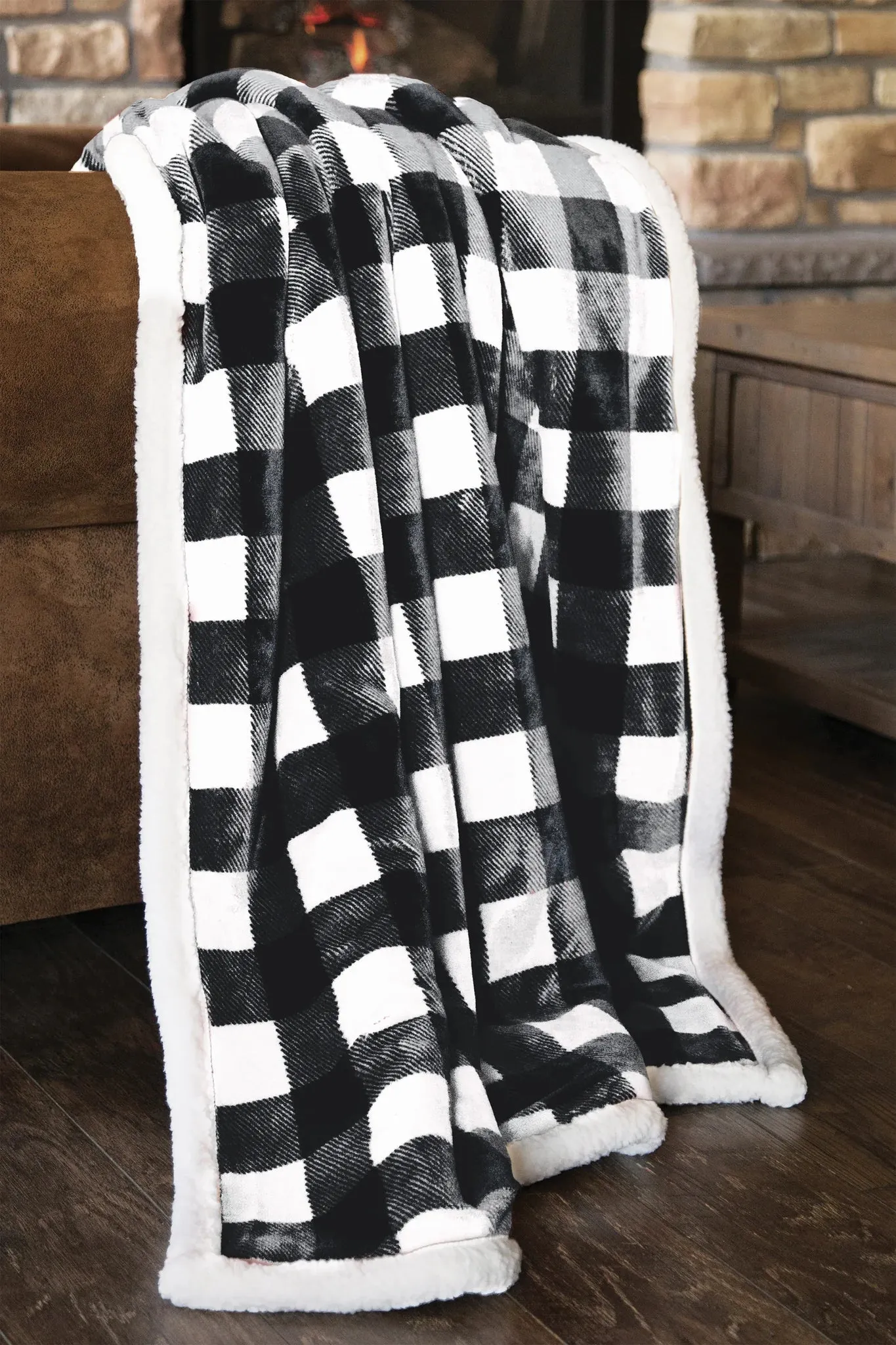 JP713TH Carsten's Black, White Plaid Plush Throw Blanket