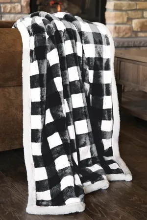 JP713TH Carsten's Black, White Plaid Plush Throw Blanket