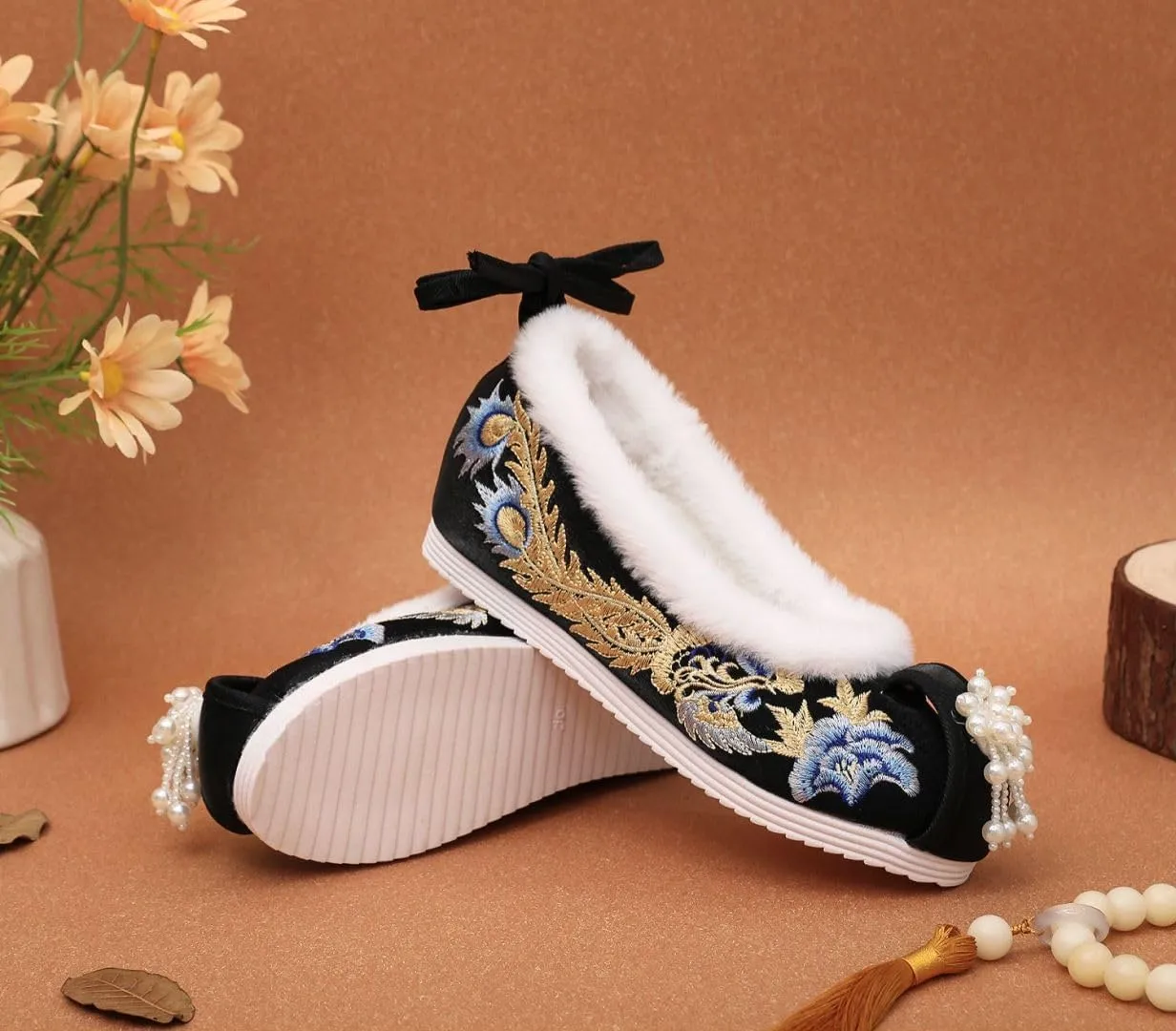 Lazutom Women Embroidered Cotton Hanfu Shoes Winter Warm Plush Lined Vintage Slip On Shoes with Tassels & Beads