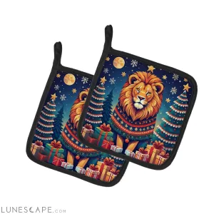 Lion Christmas Pair of Pot Holders