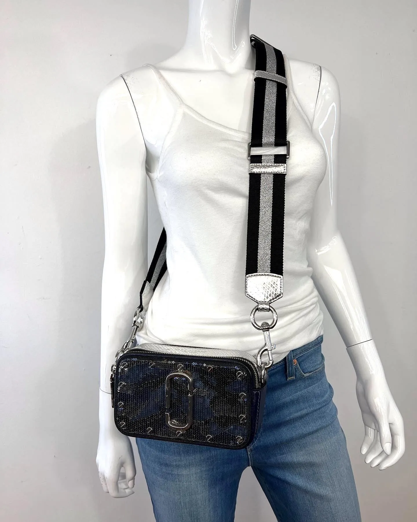 MARC JACOBS SNAPSHOT SEQUIN LEATHER CAMERA CROSSBODY BAG