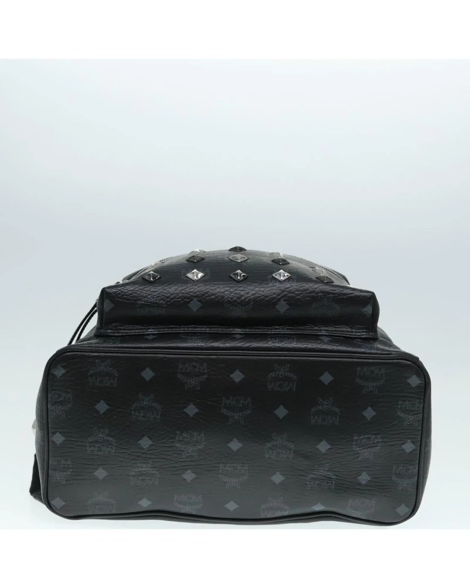 MCM tark Backpack tudded ML0032