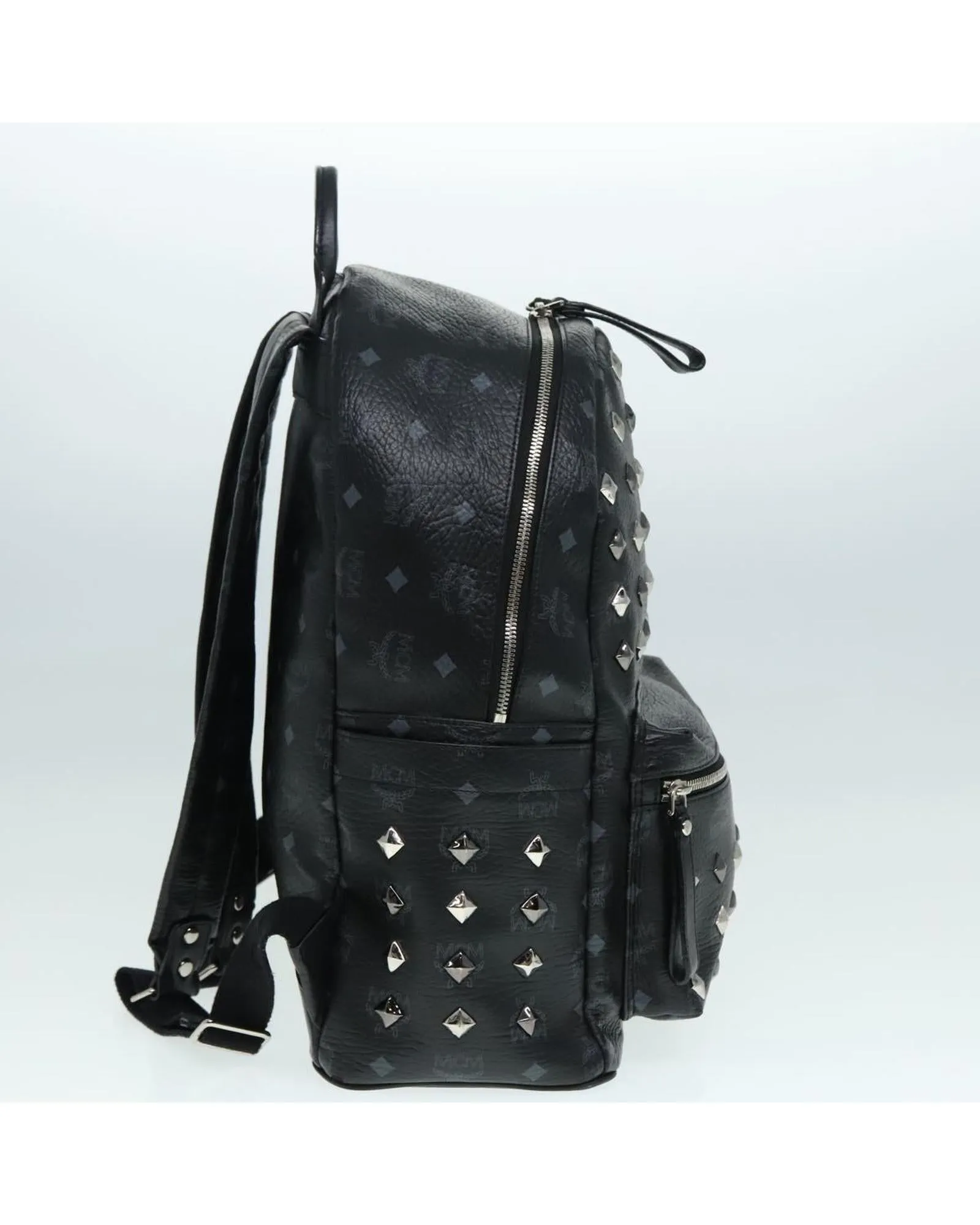 MCM tark Backpack tudded ML0032