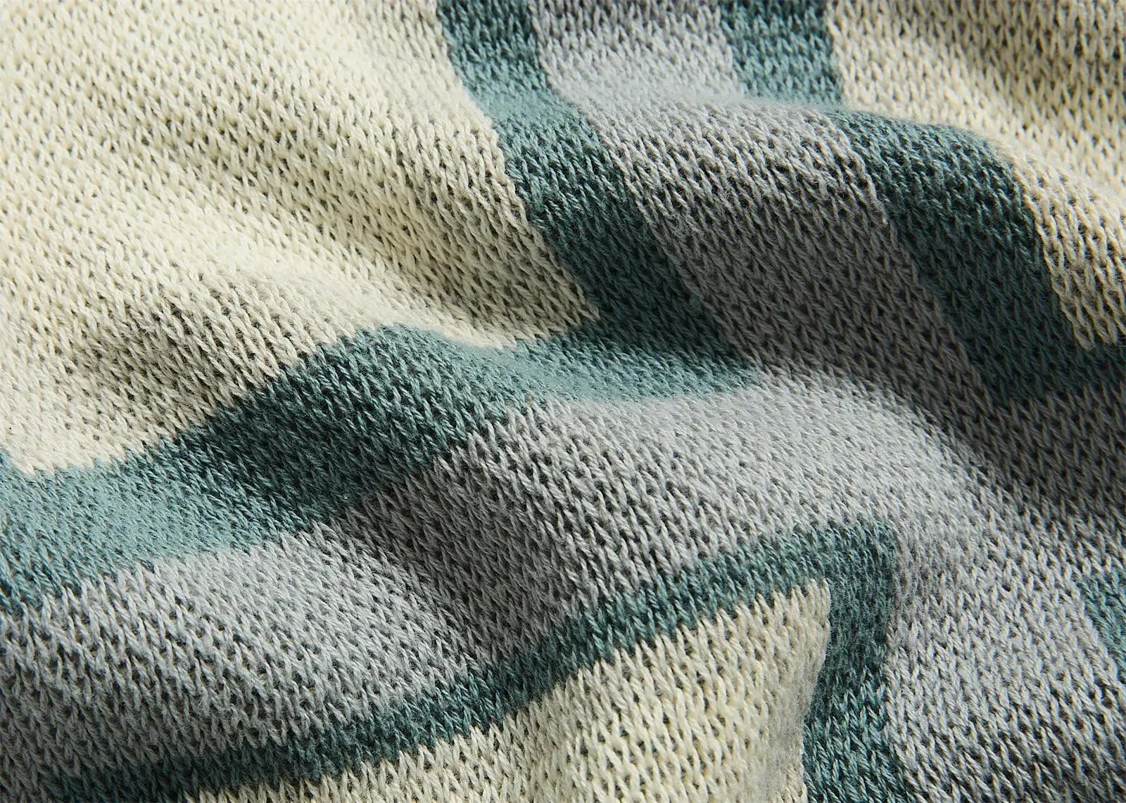 Opulent Plaid Throw Blanket