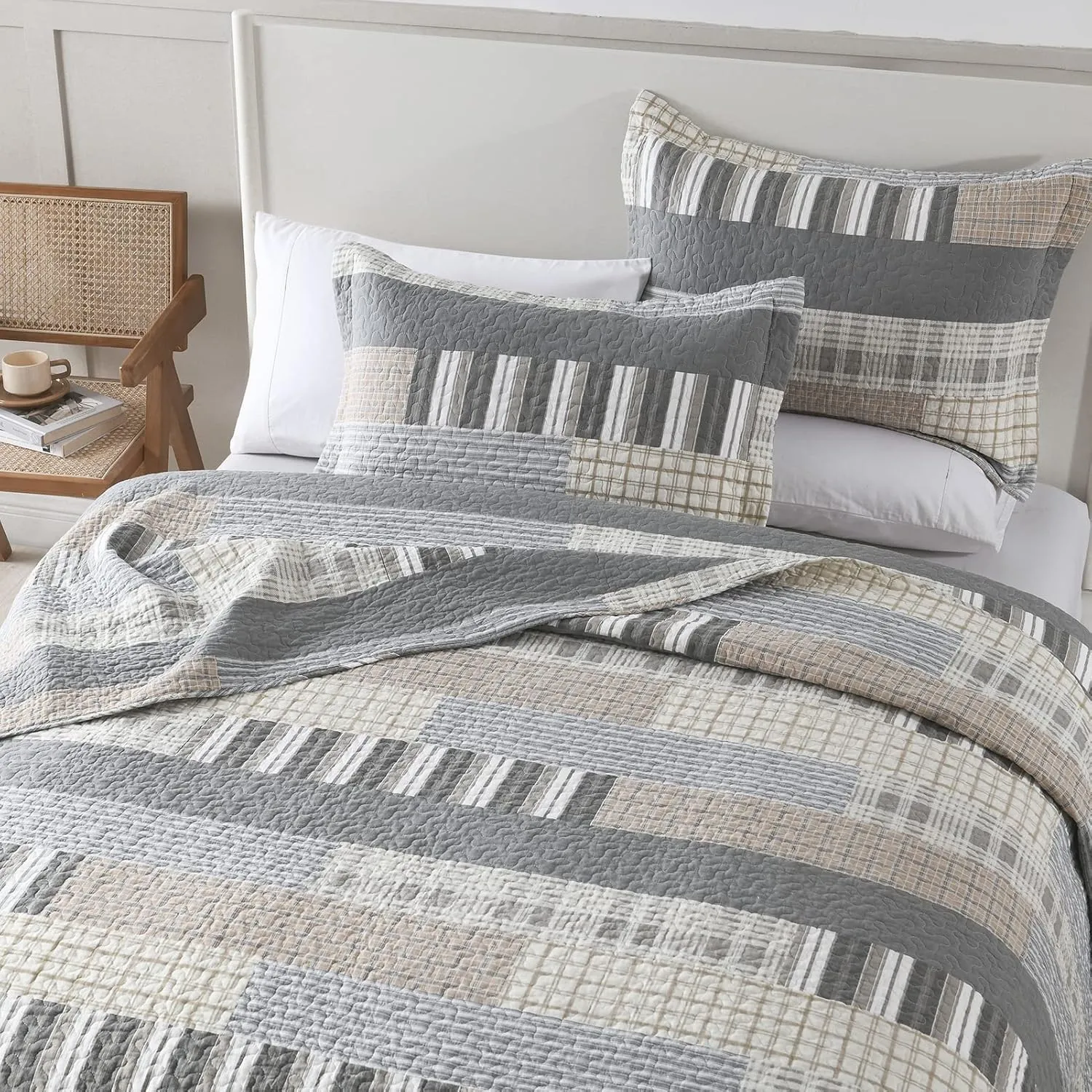 PANGUSHAN Quilt Set King Size, 100% Cotton Quilt Bedding Set Bedspreads, Patchwork Plaid Farmhouse Reversible Lightweight Comforter Bed Spread for King Bed, Gray/Brown, 3 Pieces