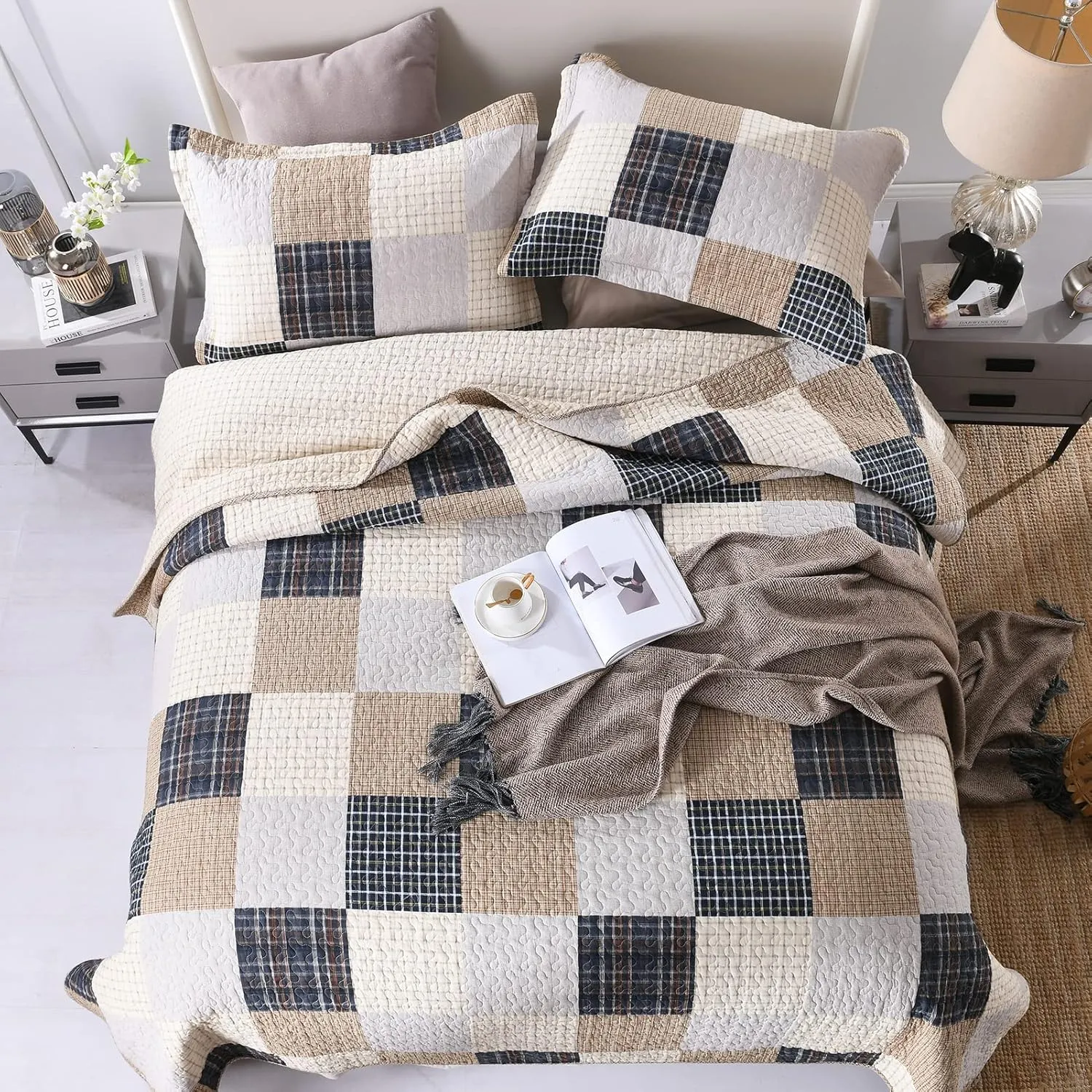 PANGUSHAN Quilts Set King Size,100% Cotton Quilt,Patchwork Plaid King Quilt Bedding Set Bedspreads,Farmhouse Rustic Lightweight Comforter for King Bed,Cream/Brown/Blue-Black/Off-White Bed Spread
