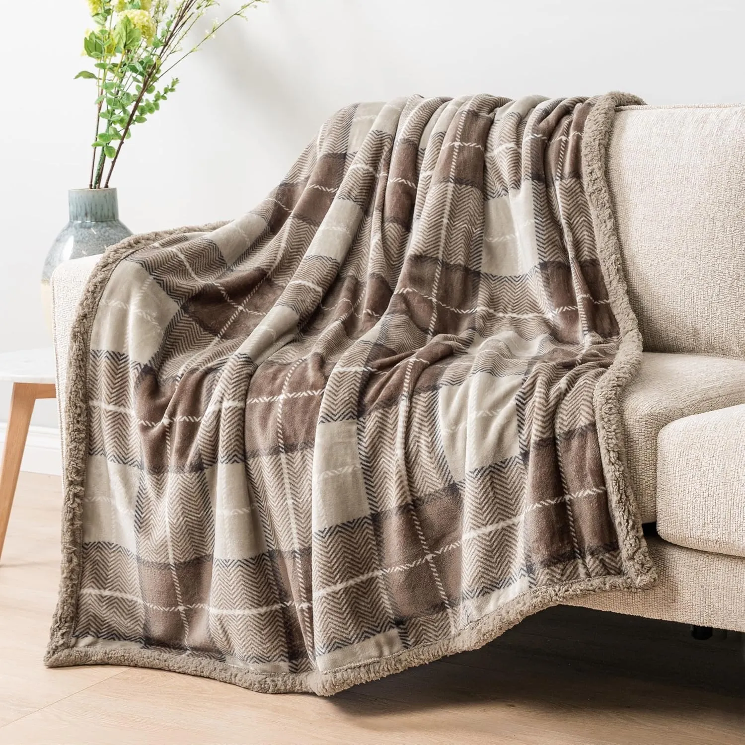 PAVILIA Taupe Plaid Sherpa Throw Blanket for Couch Twins, Soft Fuzzy Cabin Blanket and Throws, Warm Cozy Winter Gift Blanket, 60x80