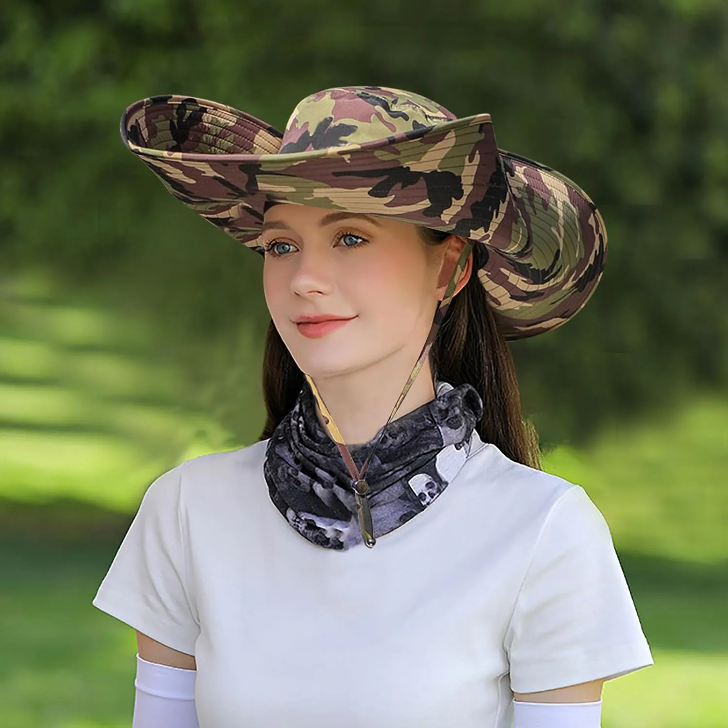 Peicees Women Wide Brim Sun Hat UPF50  Waterproof Sun Hats for Fishing Hiking Camping Gardening
