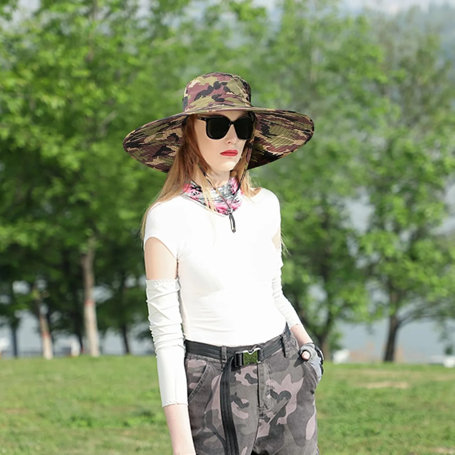 Peicees Women Wide Brim Sun Hat UPF50  Waterproof Sun Hats for Fishing Hiking Camping Gardening