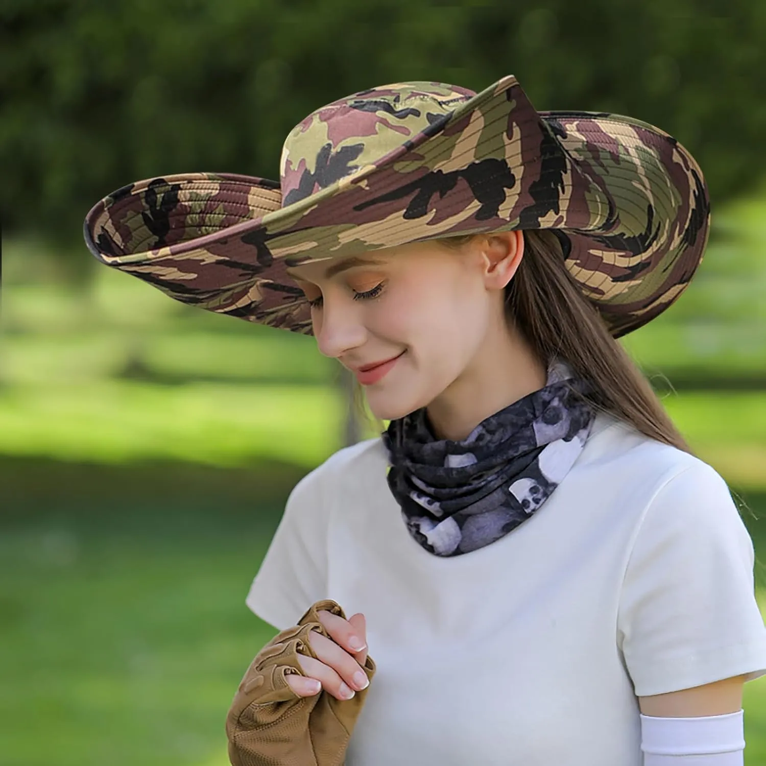 Peicees Women Wide Brim Sun Hat UPF50  Waterproof Sun Hats for Fishing Hiking Camping Gardening