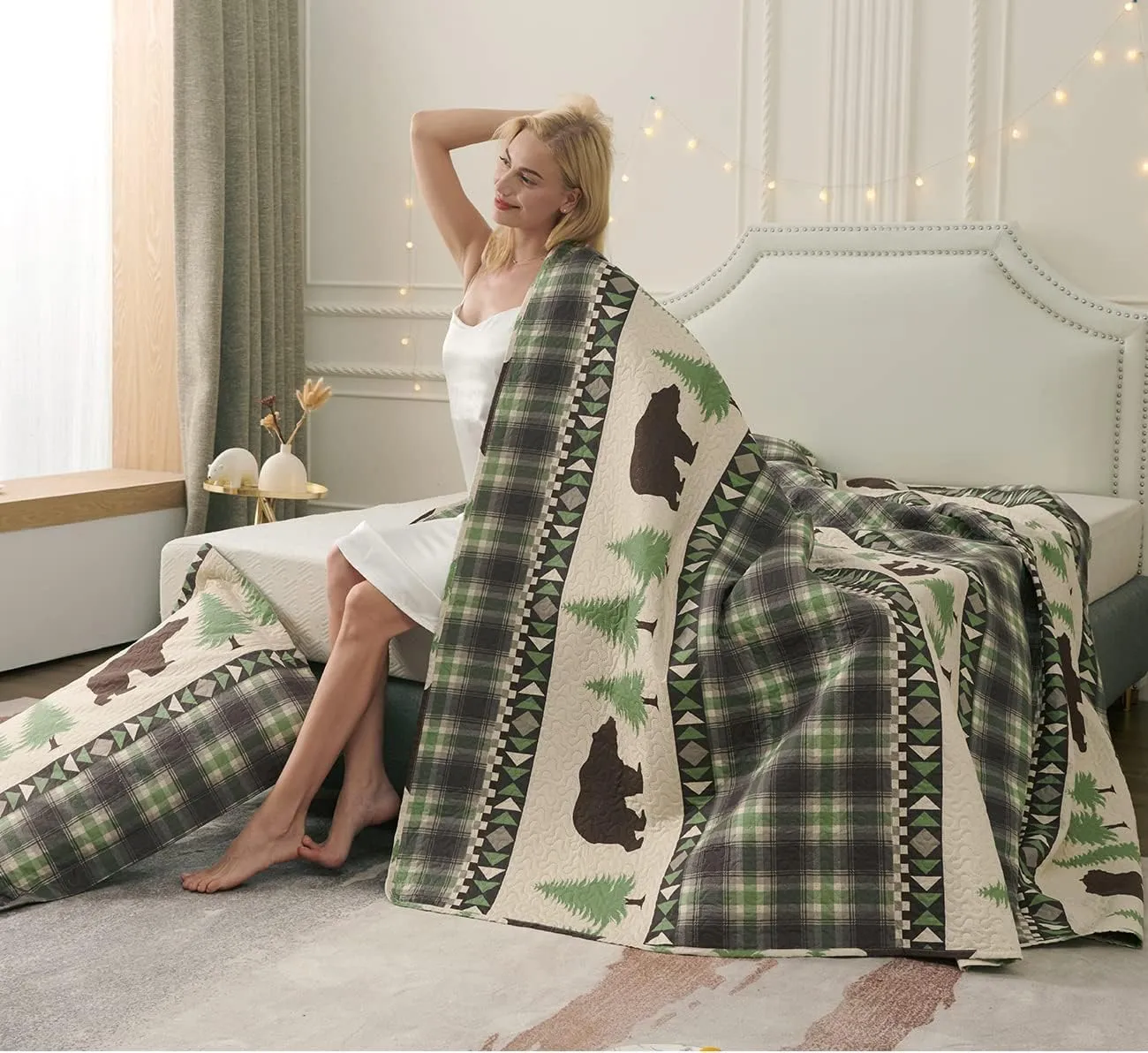 Rustic King Size Quilt Set - Lodge Bedding with Plaid Quilts, Lightweight Reversible Bedspread, and 2 Pillow Shams