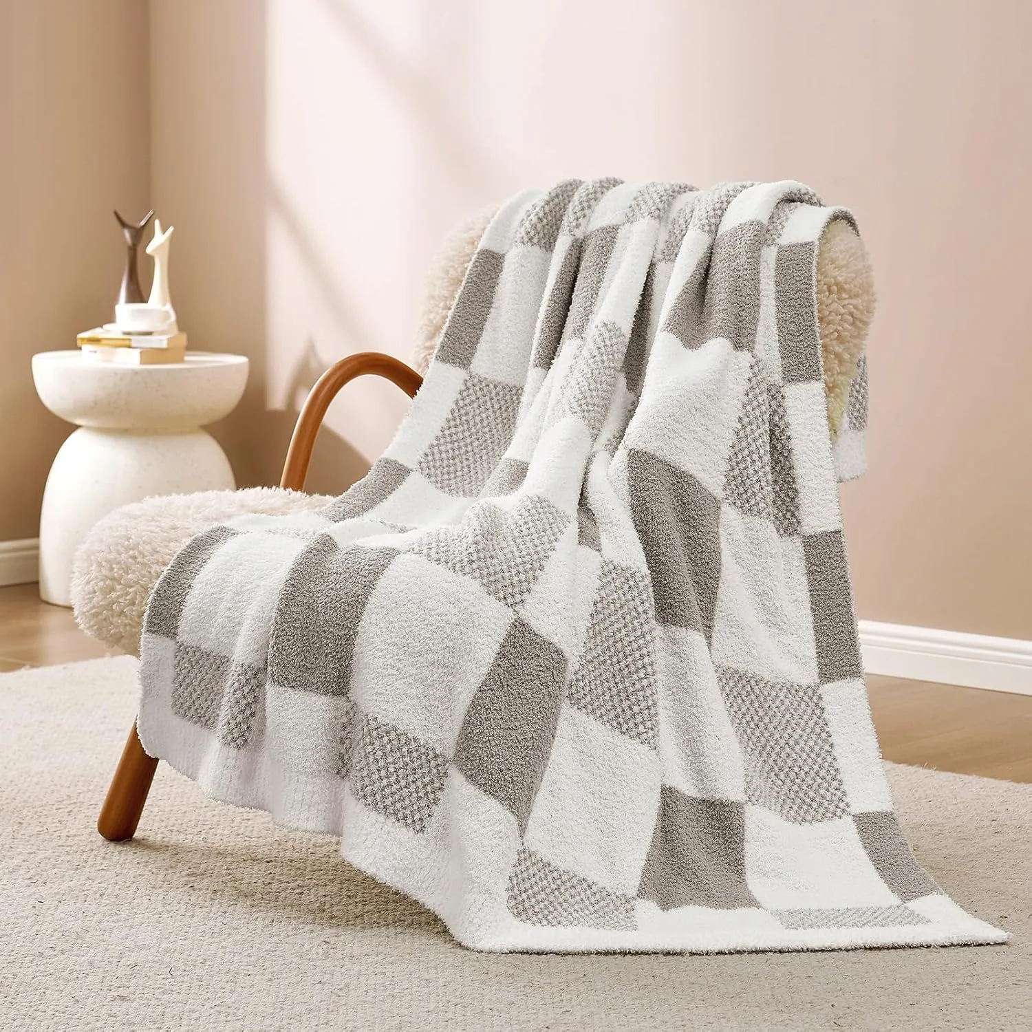 Snuggle Sac Checkered Blanket, Grey Throw Blanket for Couch Checker Microfiber Fluffy Warm Fuzzy Cozy Soft Throw Blanket Reversible Checkerered Blankets for Sofa, Chair, Bed, 60x80 inches