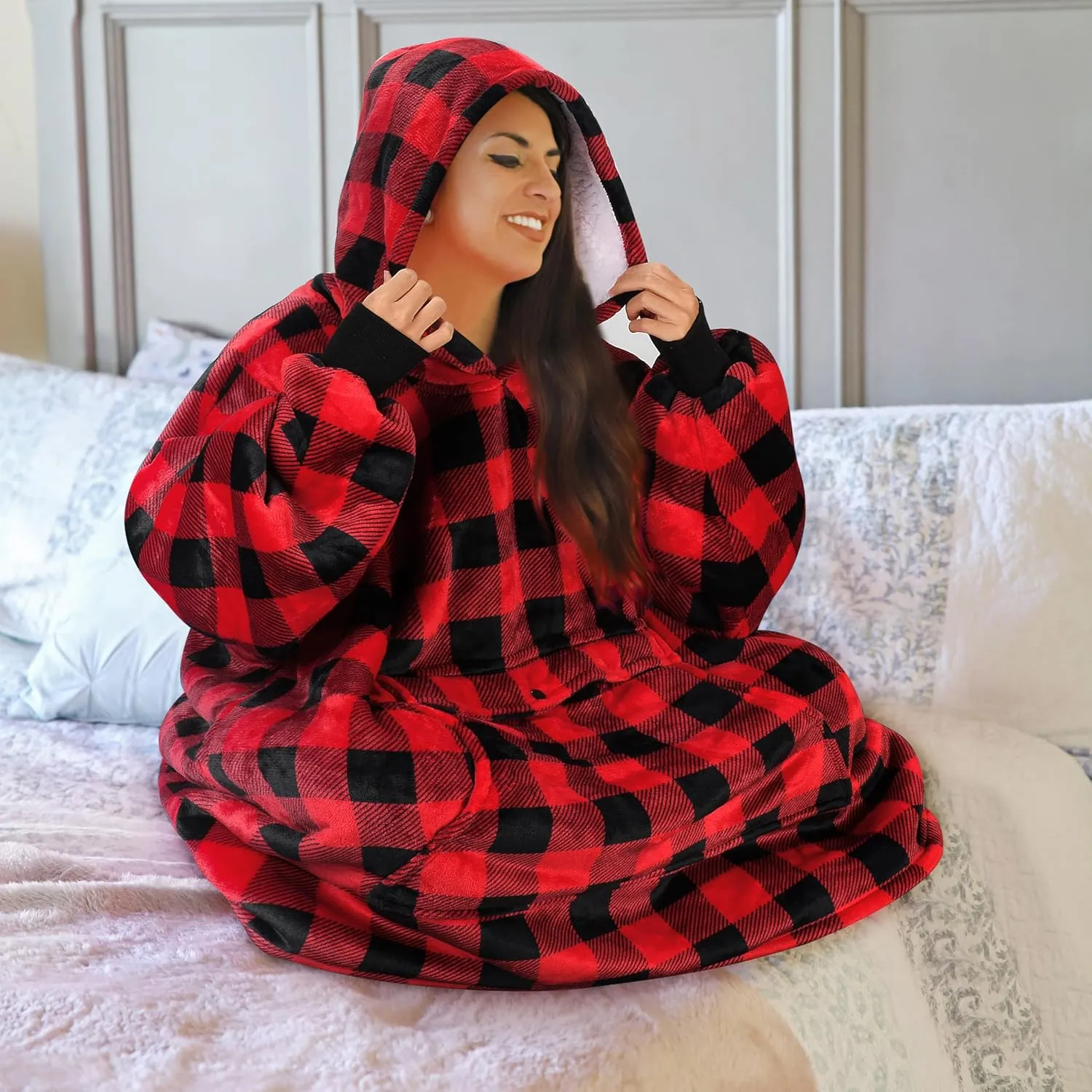 Solaris Oversized Wearable Blanket Hoodie with Pet Pocket, Warm Super Soft Cozy Sherpa Sweatshirt Hoodie for Women Men, Best Gift for Your Loves, Red Plaid