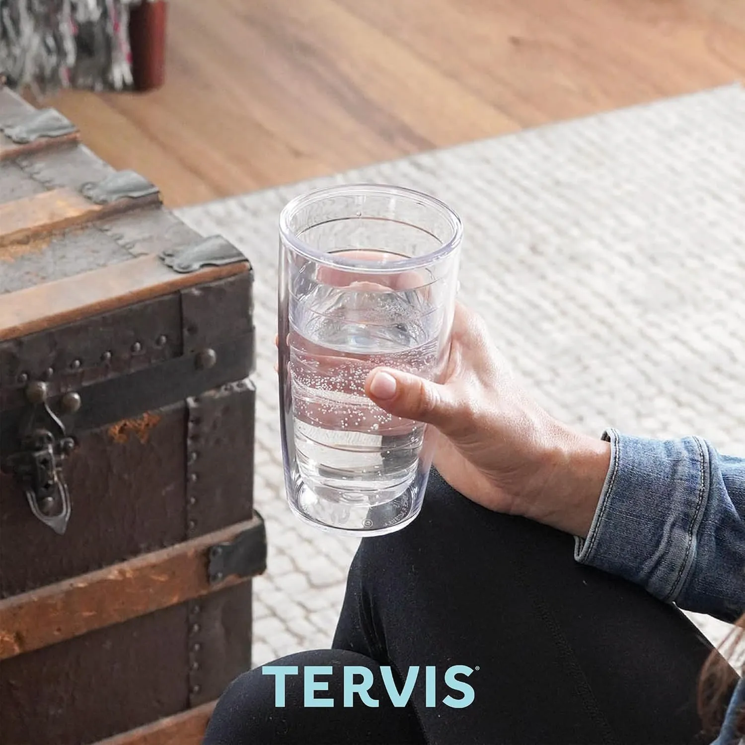 Tervis Romantic Embossed Hobnail Collection Made in USA Double Walled Insulated Tumbler Travel Cup Keeps Drinks Cold & Hot, 16oz 4pk, Assorted
