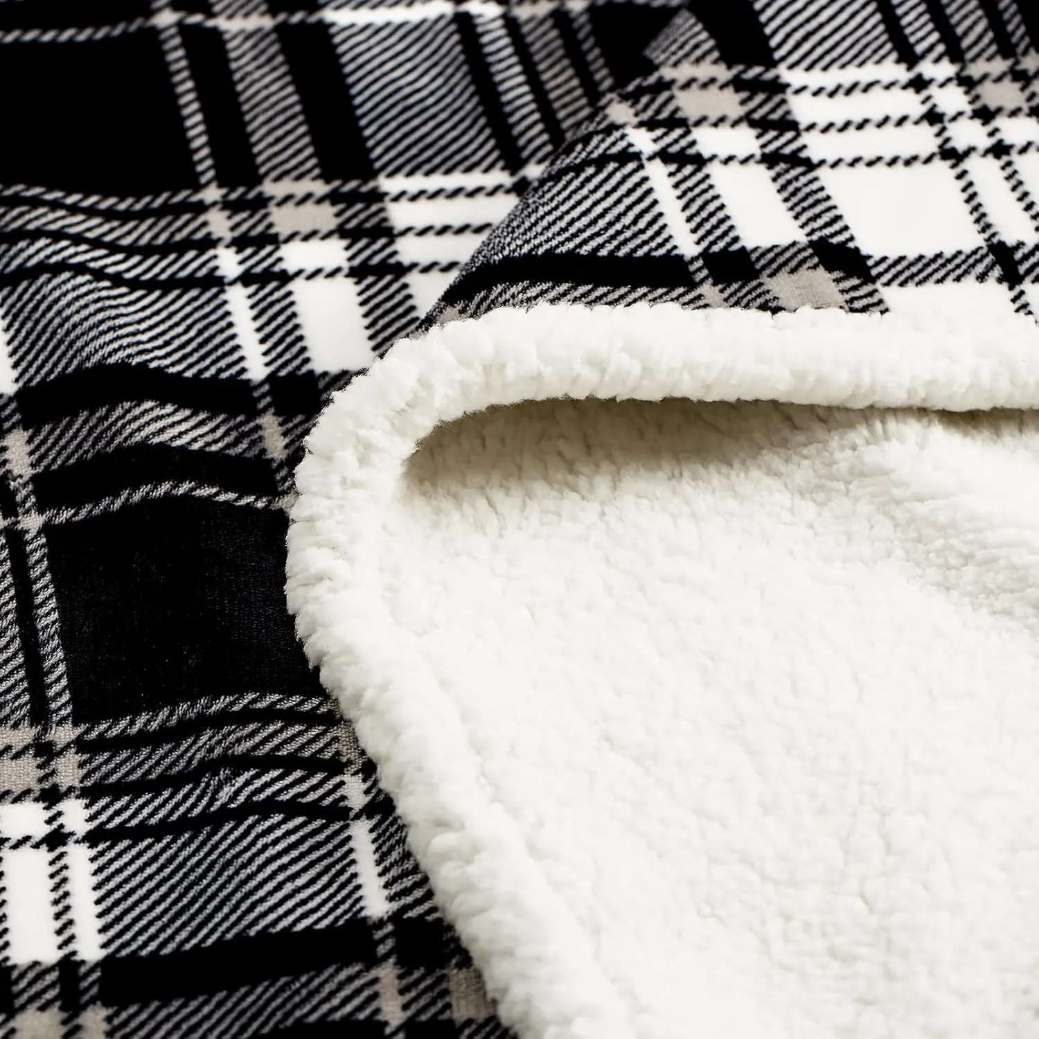 Touchat Sherpa Plaid Throw Blanket,Fleece Flannel Plush Twin Size Microfiber Blanket for Couch Bed Sofa,Fuzzy Fluffy Cozy Soft Blanket(60" X 70", Plaid Black)