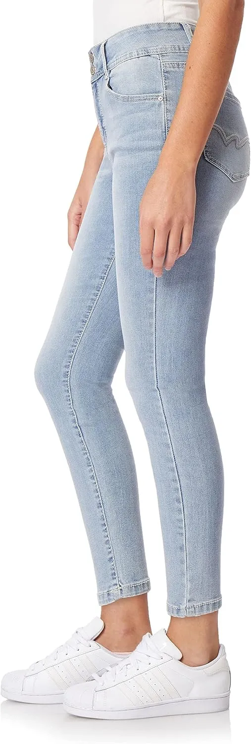 WallFlower Women's Size Flirty Curvy Skinny High Rise Insta Stretch Juniors Jeans (Standard and Plus)