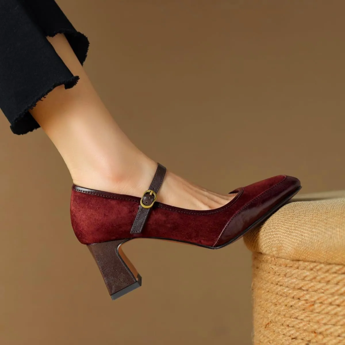 Women Vintage Chunky Heel Mary Jane Pumps Shoes Square Closed Toe Ankle Strap Dress Sandals Suede Matte Mid Block Heels Mary Jane Pumps Buckle Patchwork Party Office Work Wedding 4-11 M US