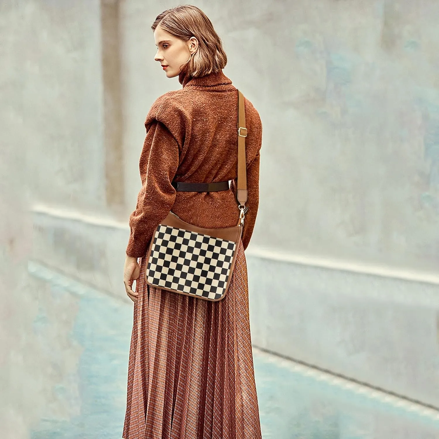 Women's Checkered Crossbody Bag – Quilted Seam Trendy Vegan Leather Shoulder Bag with Embroidered Strap